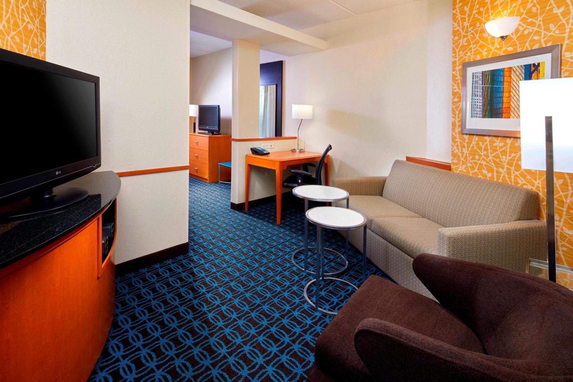 Fairfield Inn & Suites By Marriott Камберленд Экстерьер фото